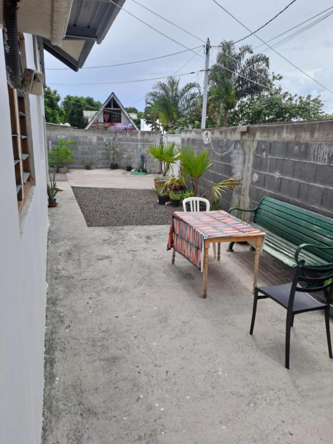 Apartamento Manate Hebergement Faaa Exterior foto